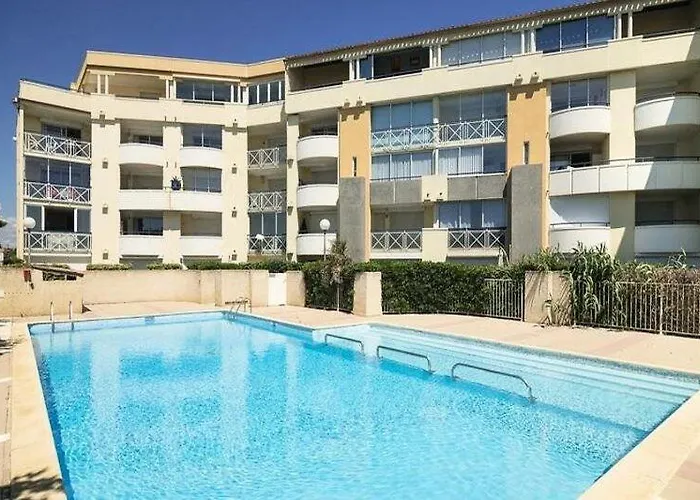 Savanna Ii Joli 3 Pieces Mezzanine Piscine Vue Rochelongue Cap D'agde *